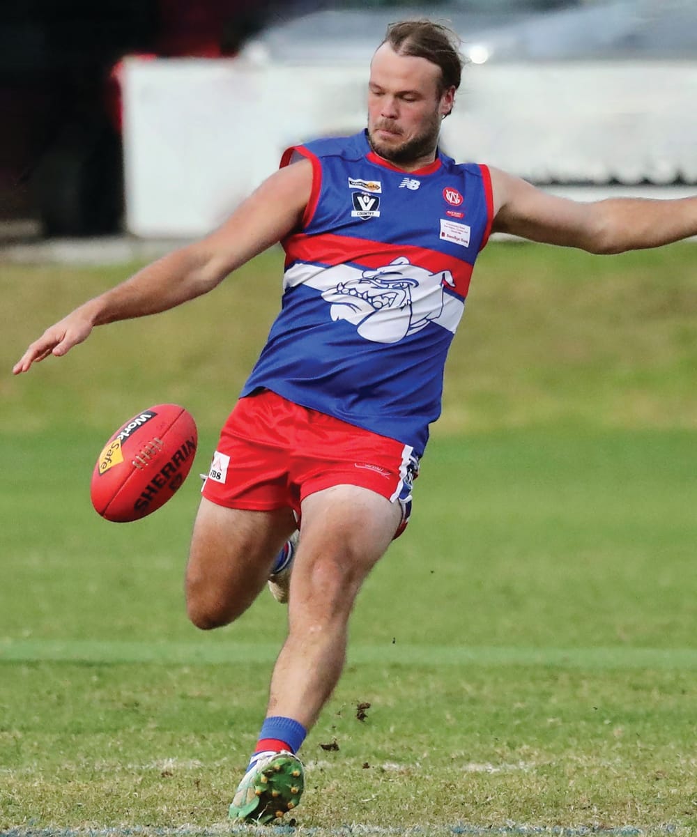 A tough day at the office for the Bulldogs - Seniors post image