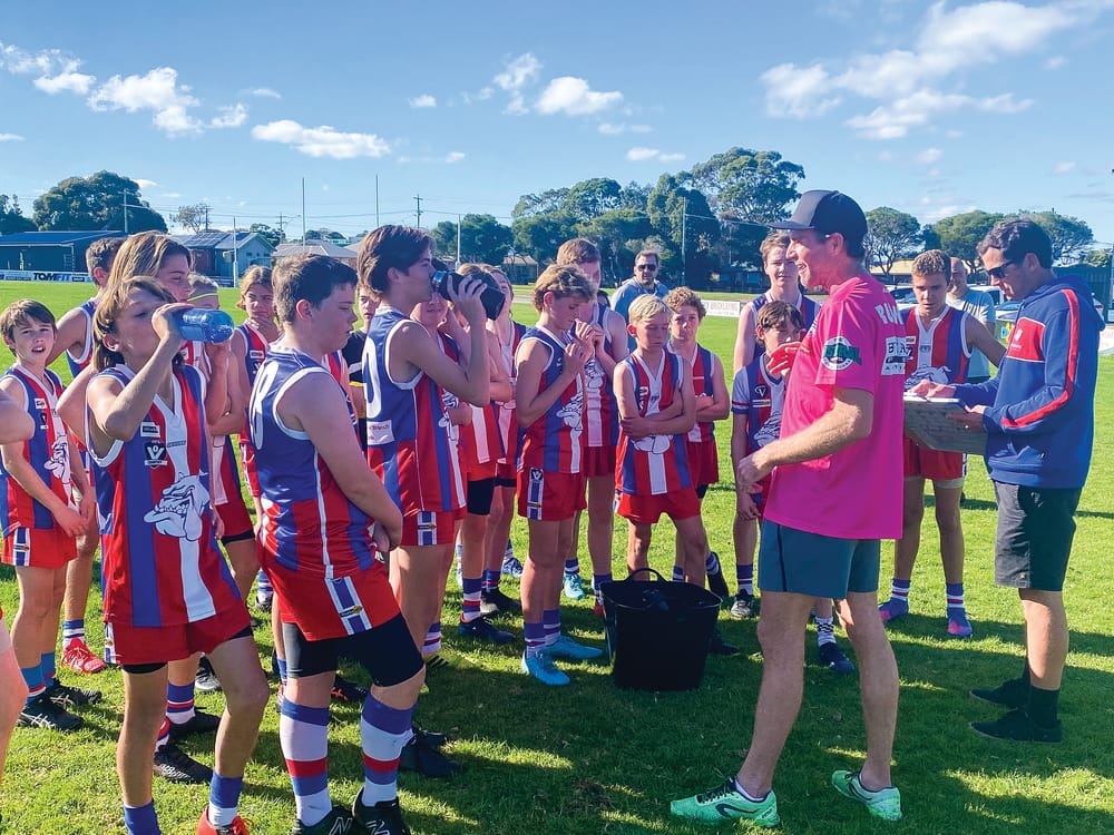Footy juniors take weekend victories - U14s Red post image