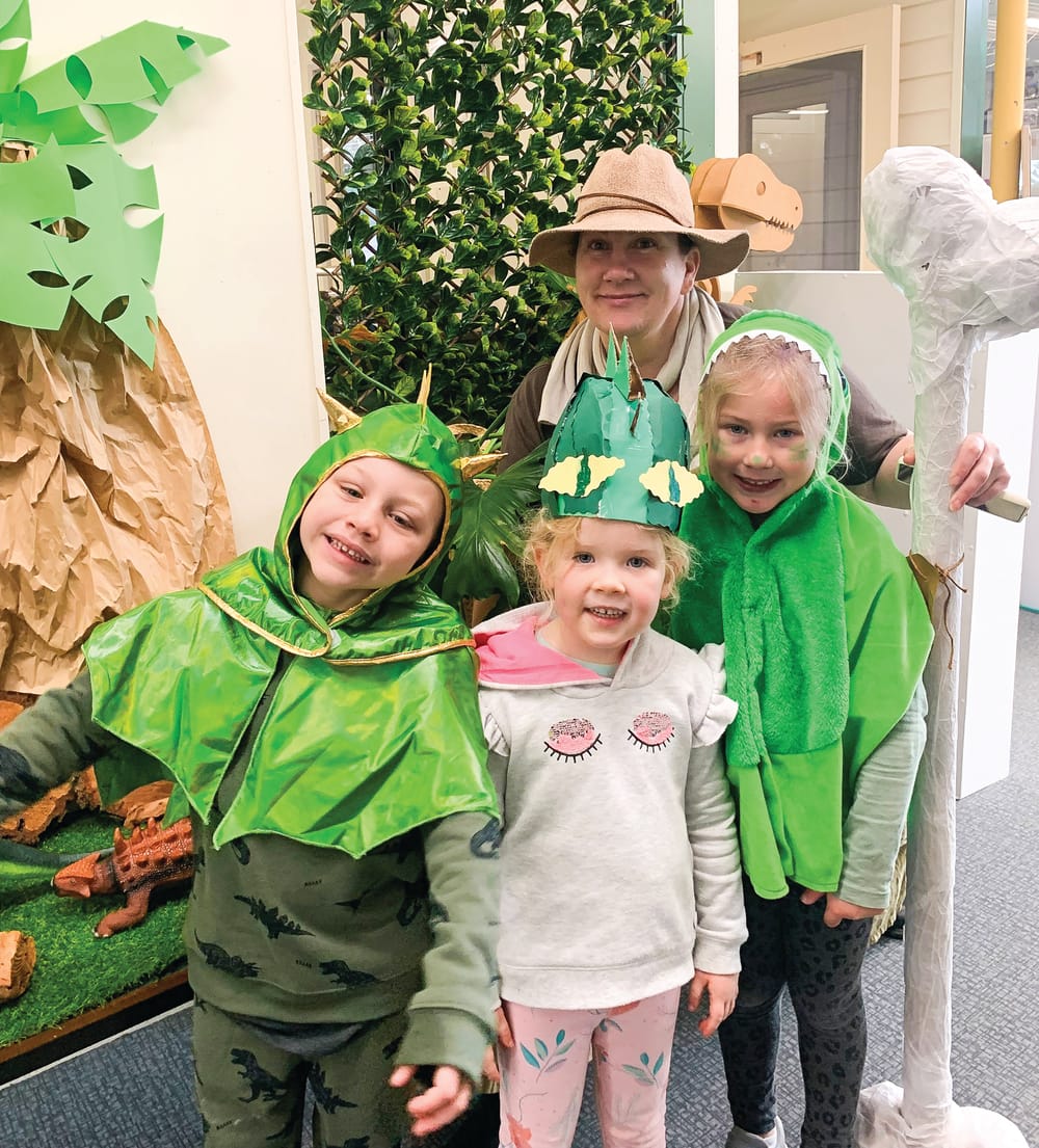 Dinosaurs on parade post image