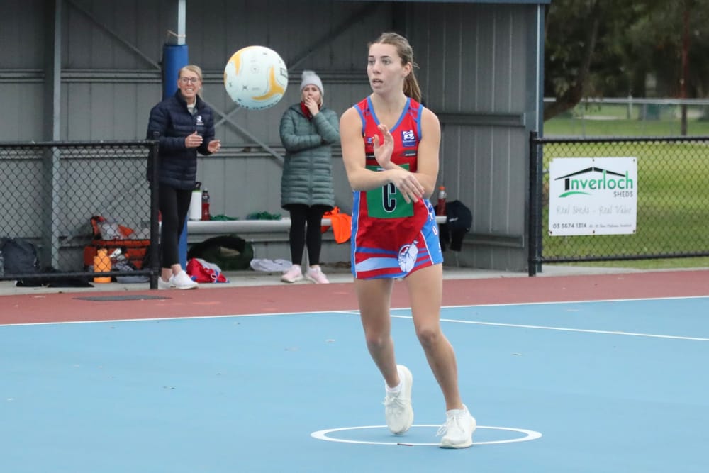 Island in epic battles at Bunyip post image