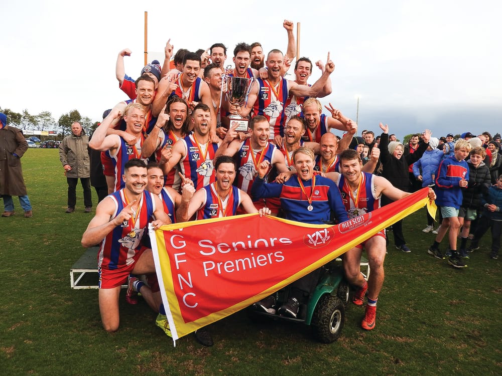 Bulldogs to farewell senior coach post image