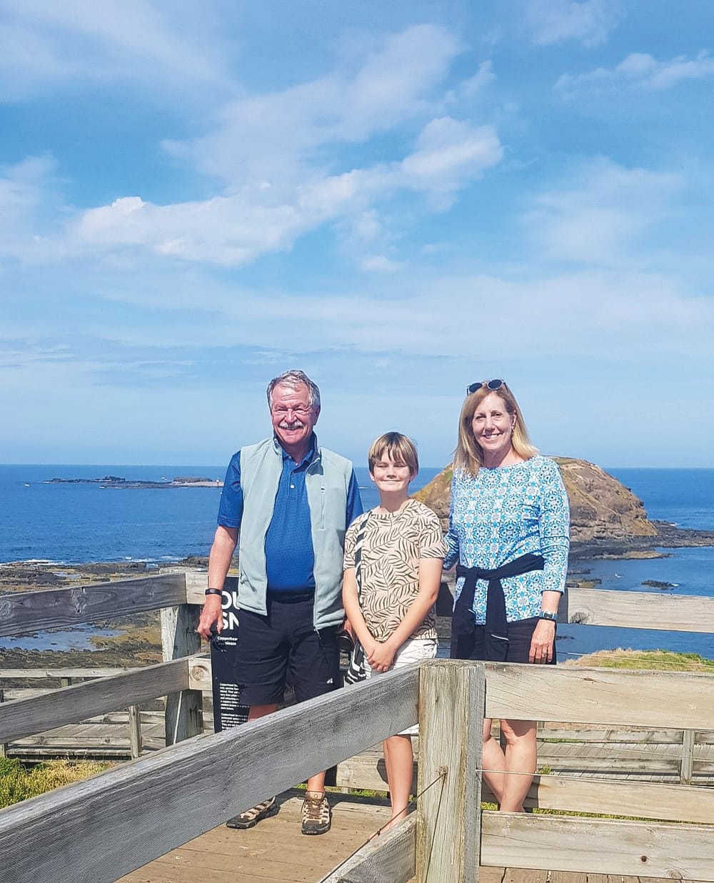 Friends arrive on a Breeze post image