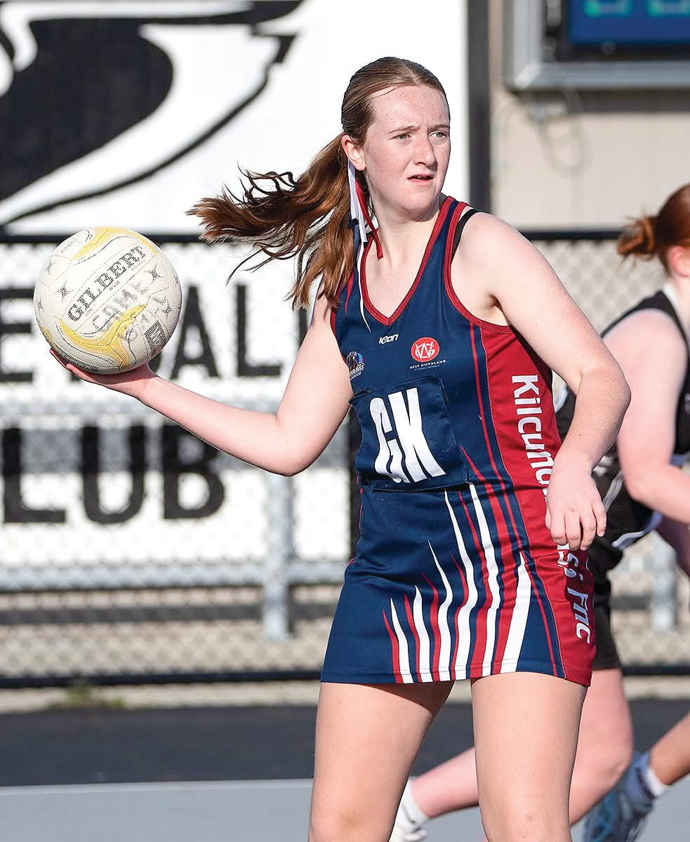 Killy Bass faces strong Cora Lynn - U15 post image