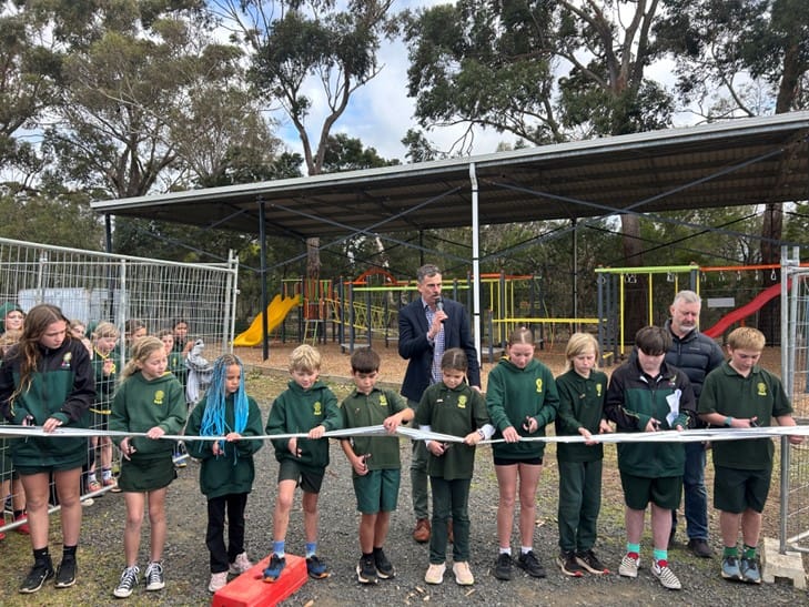 New playgrounds for Cowes Primary post image