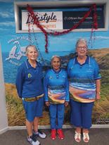 Championship battles under light post image