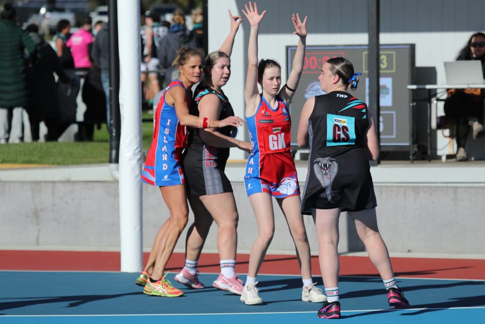 Cora Lynn too strong for D Grade post image