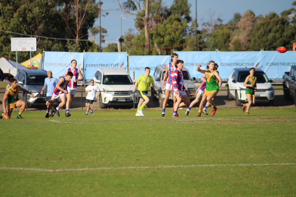 U18s fight it tough against Garfield post image