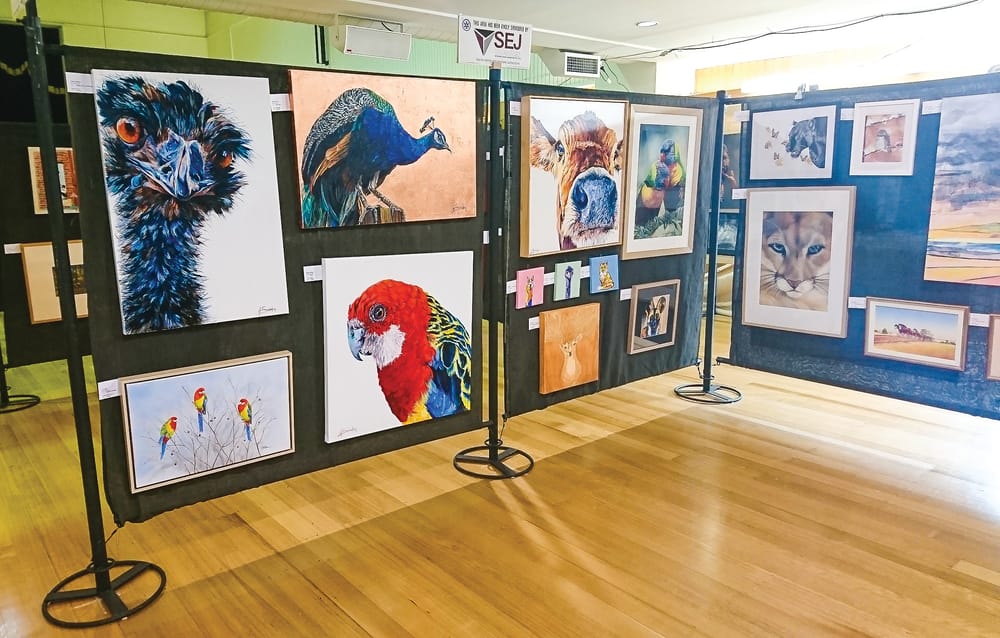 Entries closing soon for Leongatha Art show post image