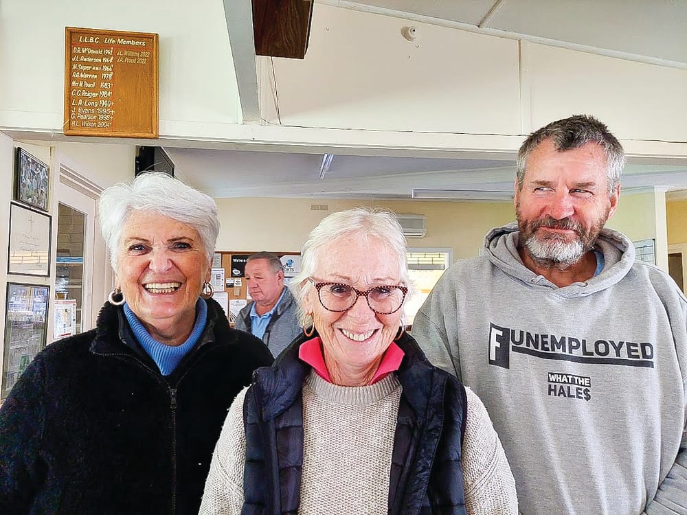 Midweek bowls post image