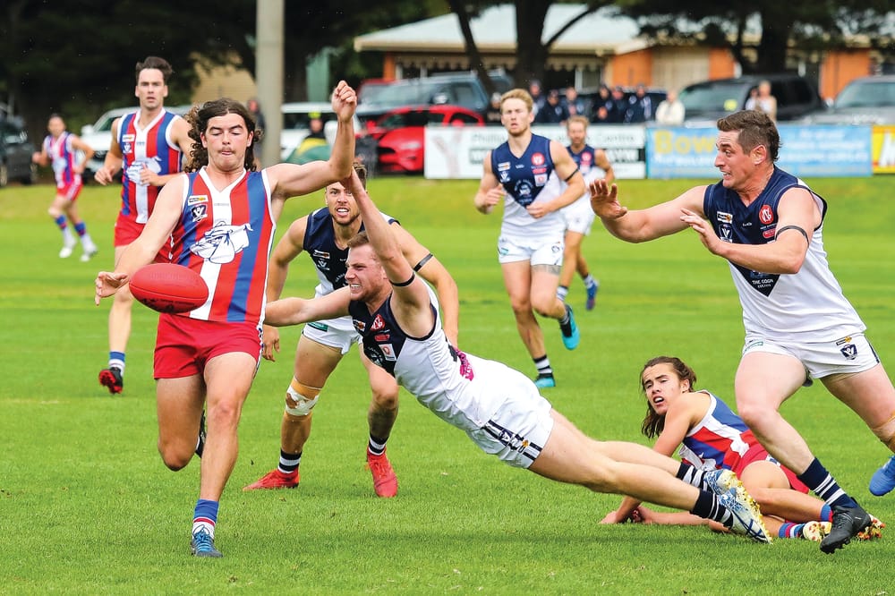 Island go down in a nail biter post image