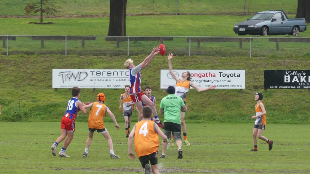 U14 Blue's tough it out in wintery conditions post image