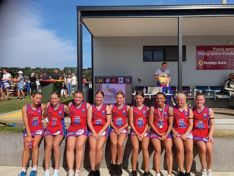 Netballers fire up in hot conditions post image