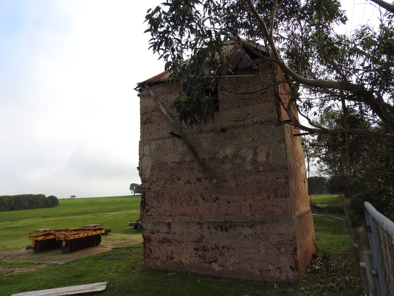 Monuments to the island’s early years post image