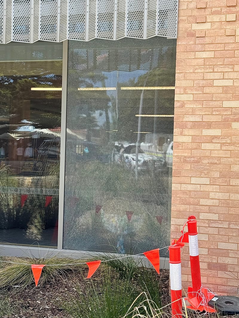 Another window shatters at Berninneit post image